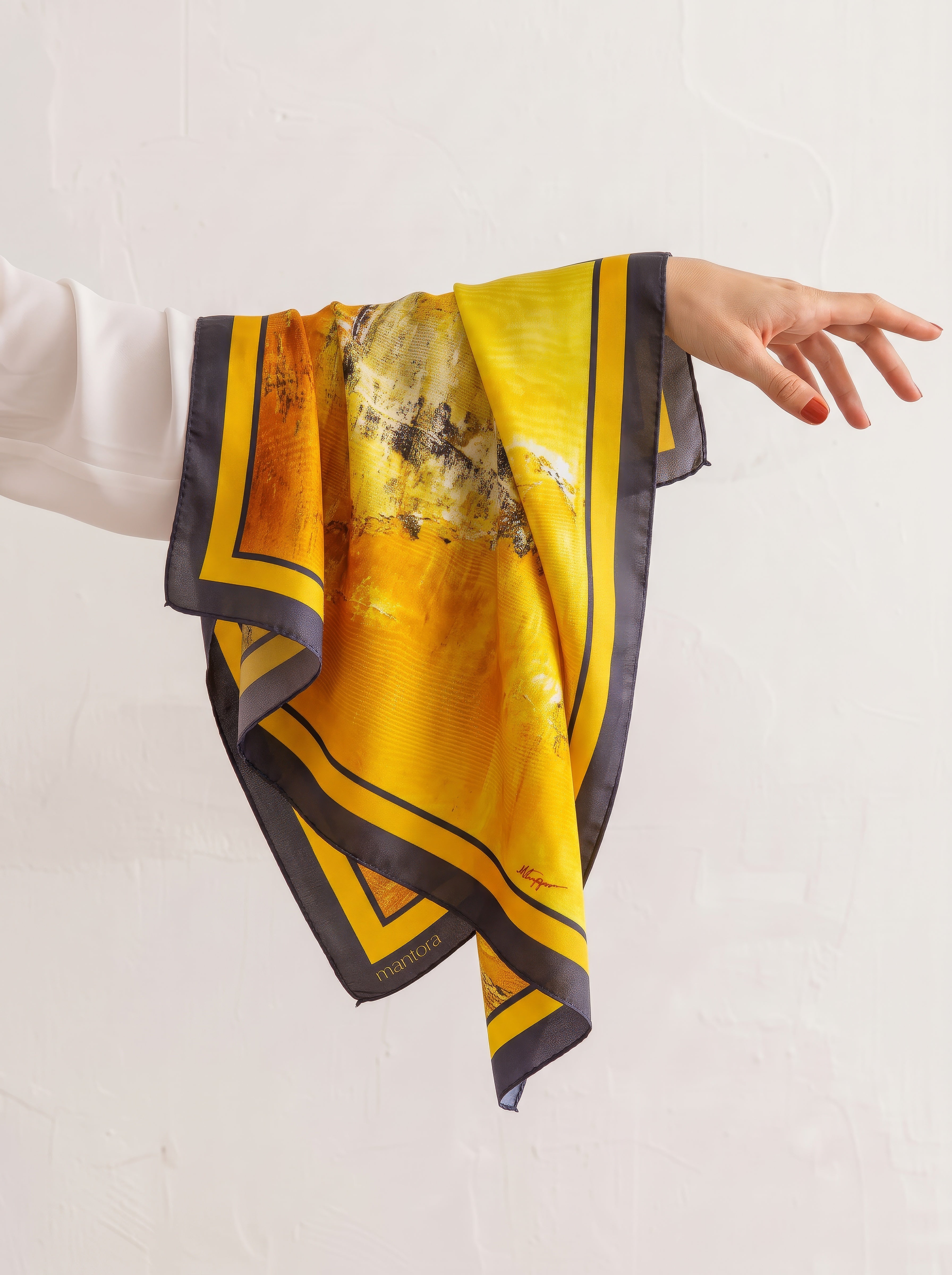 AURELIA Scarf